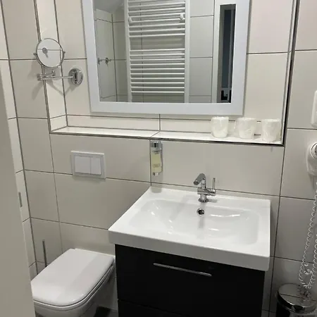 Garni Eastside Отель