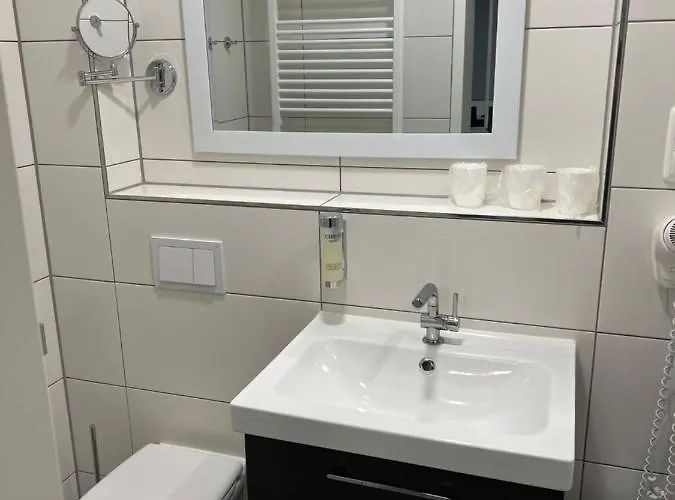 Garni Eastside ホテル