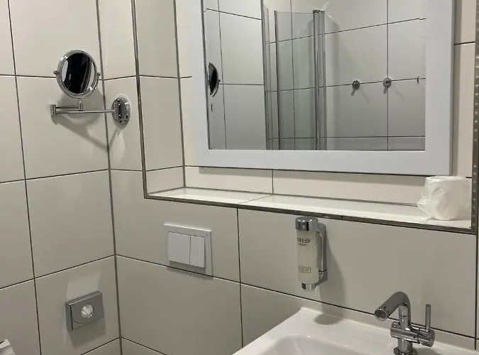 ホテル Garni Eastside