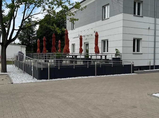 Garni Eastside Hotel *