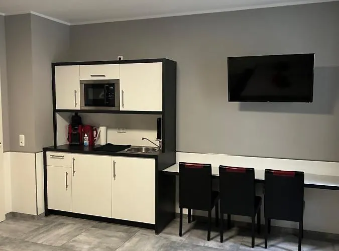 Hotel Garni Eastside *